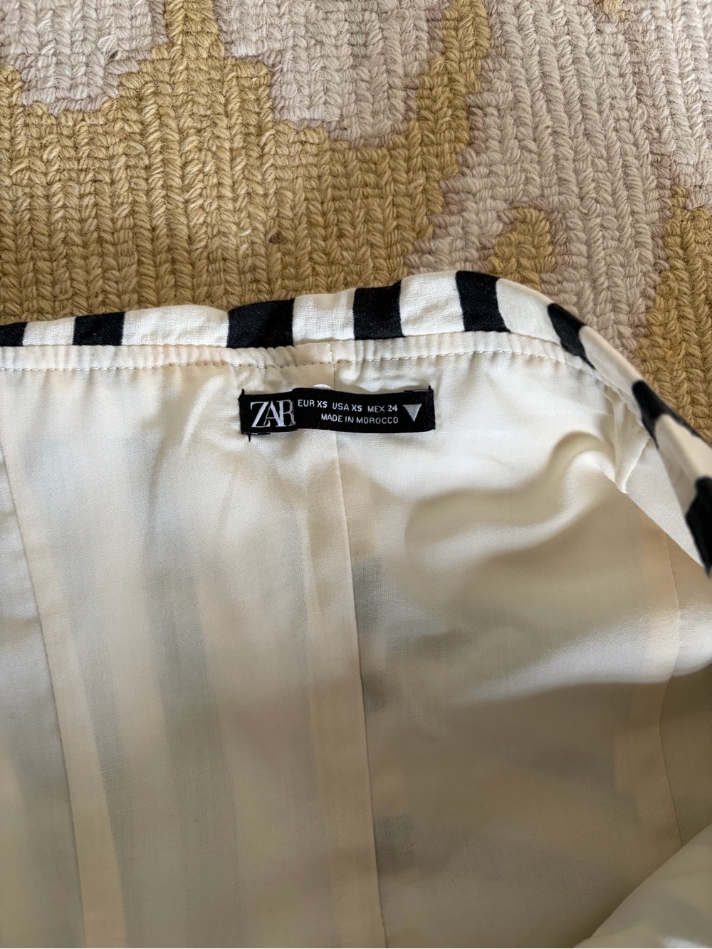 Zara Black & White Strapless Geometric Mini Dress - Picture 2 of 4